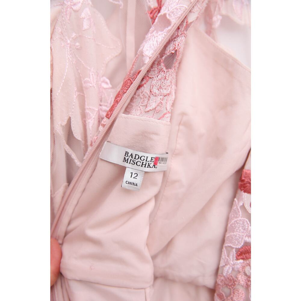 Badgley Mischka Blush Pink Floral V‑Neck Maxi Dress - Picture 10 of 11
